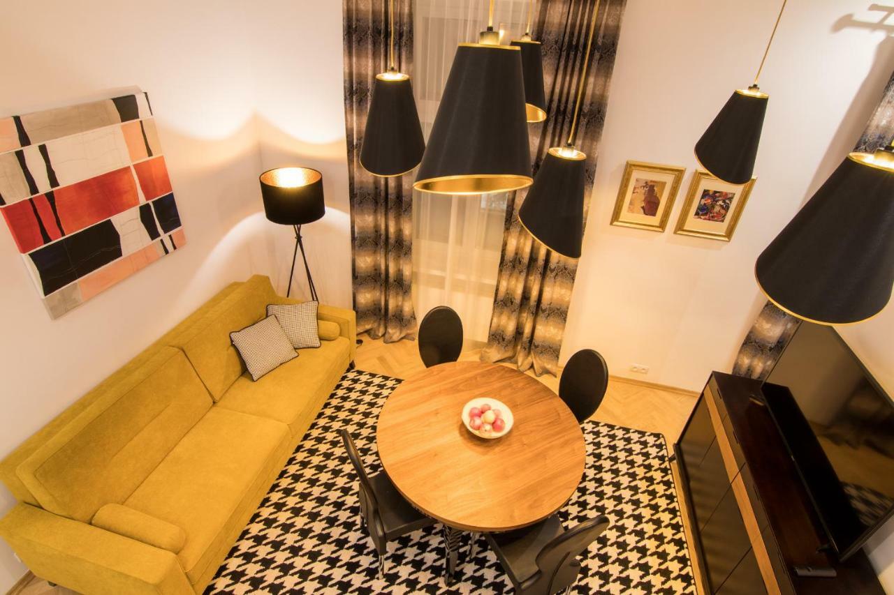Apartments Zwierzyniecka A4You クラクフ エクステリア 写真