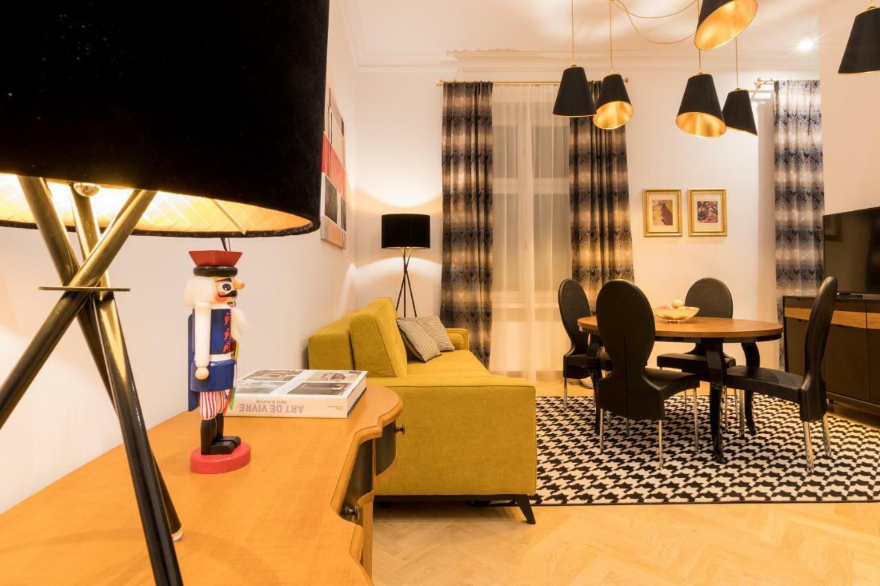 Apartments Zwierzyniecka A4You クラクフ エクステリア 写真