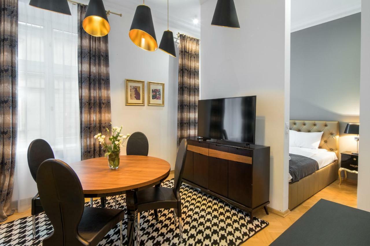 Apartments Zwierzyniecka A4You クラクフ エクステリア 写真