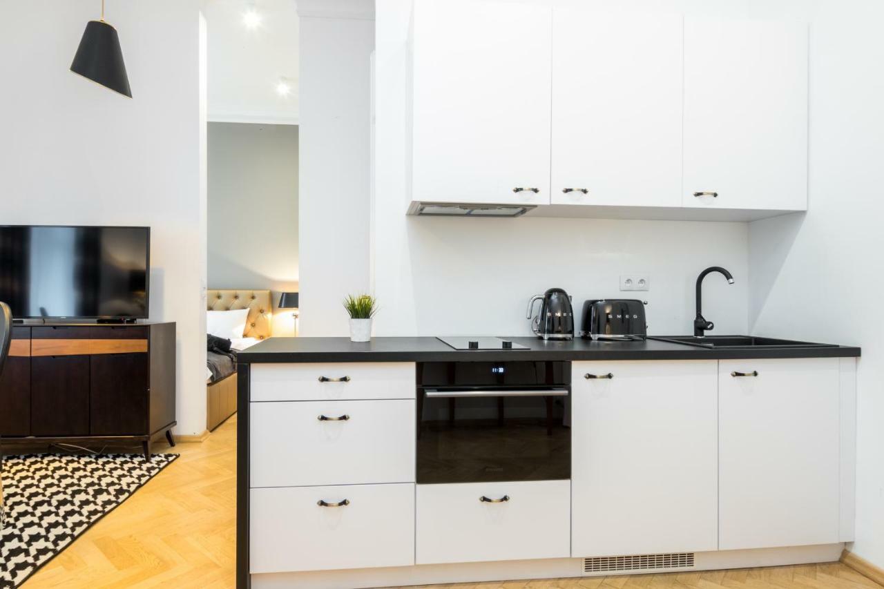 Apartments Zwierzyniecka A4You クラクフ エクステリア 写真