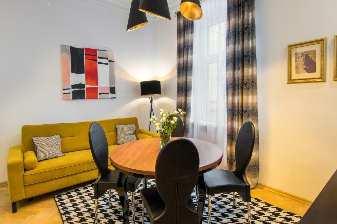 Apartments Zwierzyniecka A4You クラクフ エクステリア 写真